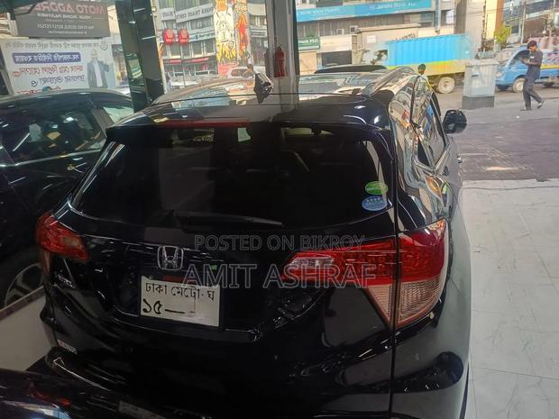 Honda Vezel 1.5 2WD 2015 Black