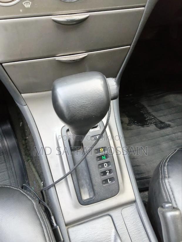 Toyota Corolla 2004 Silver