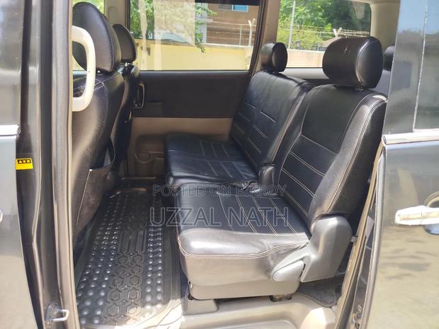 Toyota Noah 2004 Black