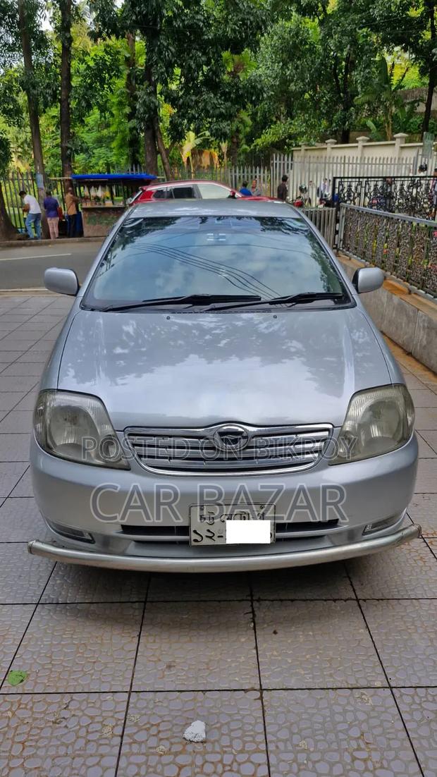 Toyota Corolla 2004 Silver