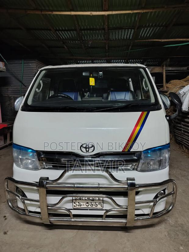 Toyota HiAce SV Premium 2013 Pearl