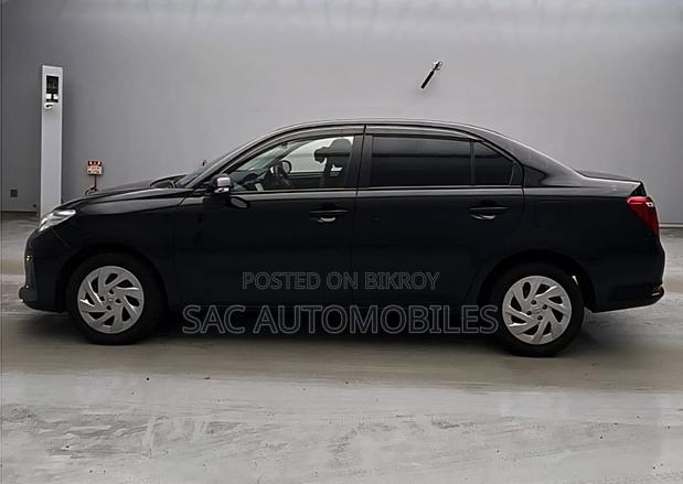 Toyota Axio 2021 Black