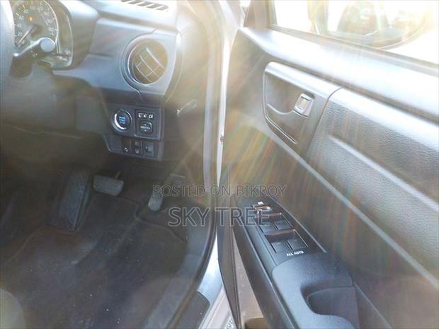 Toyota Axio 2020 Silver