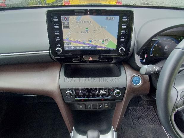 Toyota Yaris Cross 2021 Red