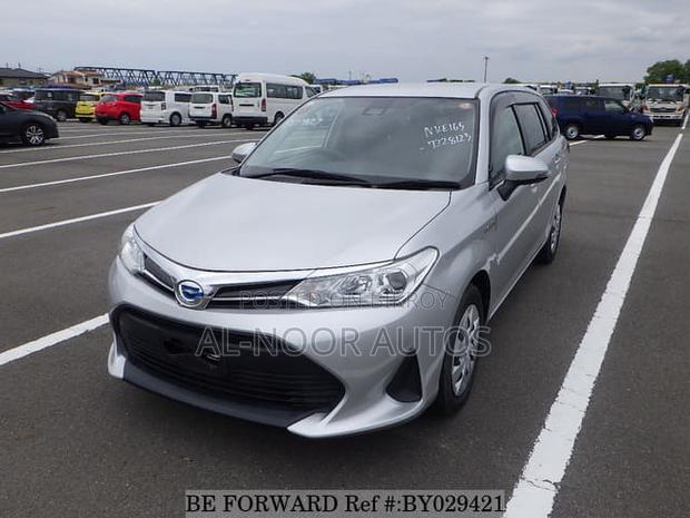 Toyota Corolla Fielder 2021 Silver