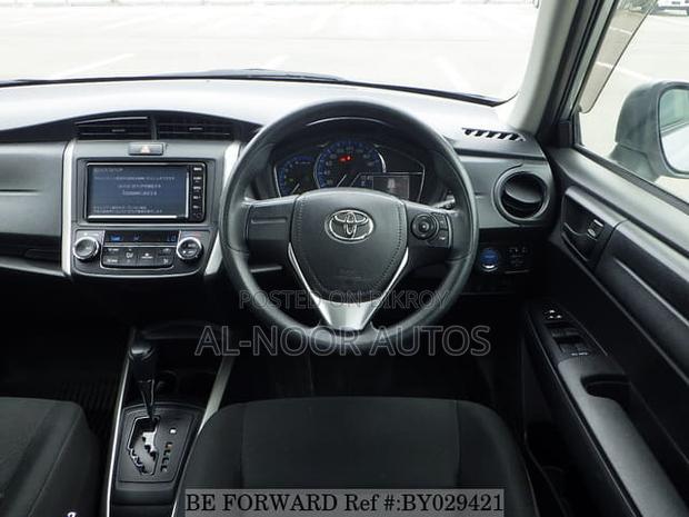 Toyota Corolla Fielder 2021 Silver
