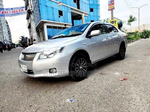 Toyota Axio 2012 Silver