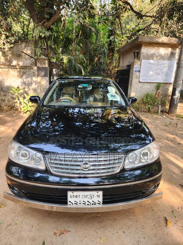 Nissan Sunny 2006 Black