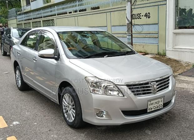 Toyota Premio 2.0 FWD 2013 Silver