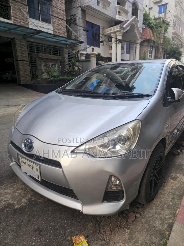 Toyota Aqua 2013 Silver