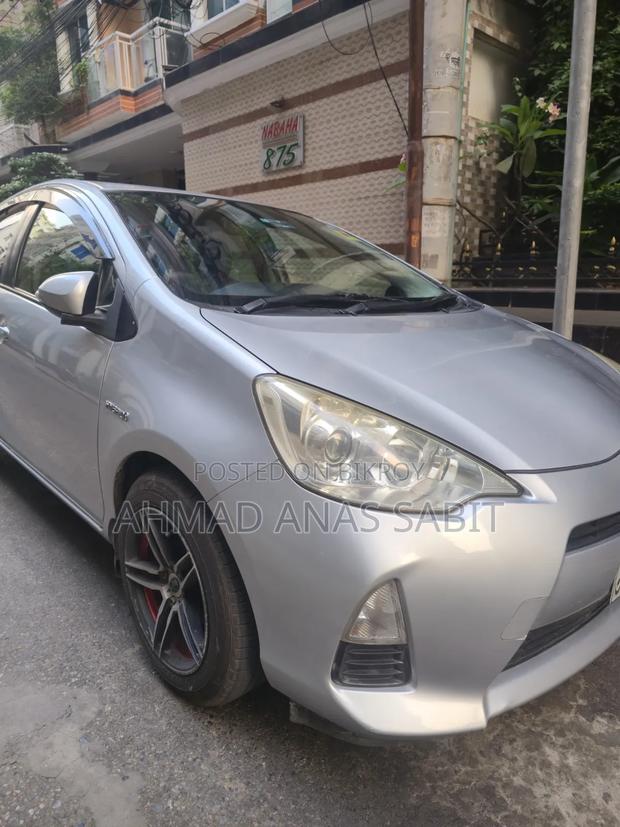 Toyota Aqua 2013 Silver