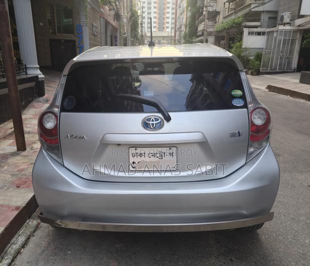 Toyota Aqua 2013 Silver