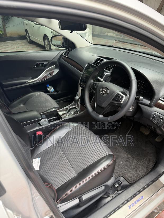 Toyota Premio 1.5 FWD 2017 Silver