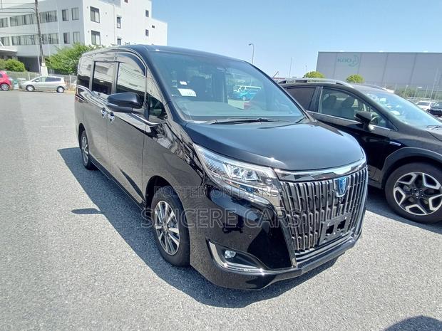 Toyota Esquire 1.8 FWD Hybrid (7 Seater) 2021 Black