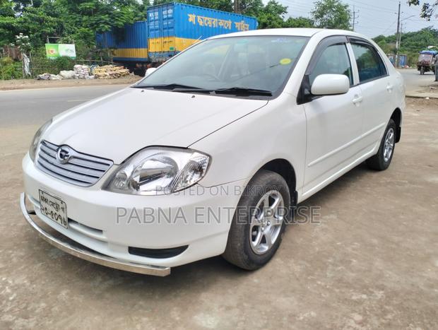 Toyota Corolla 2003 White