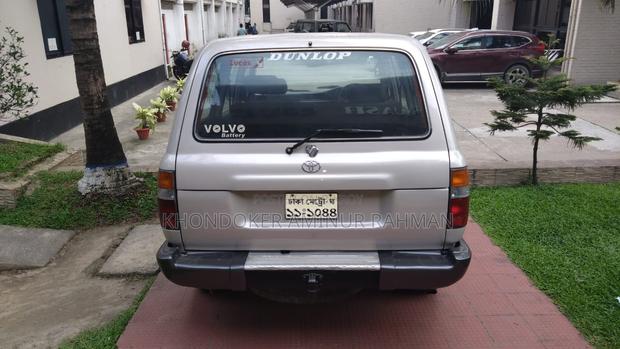 Toyota Land Cruiser 1996 Ivory