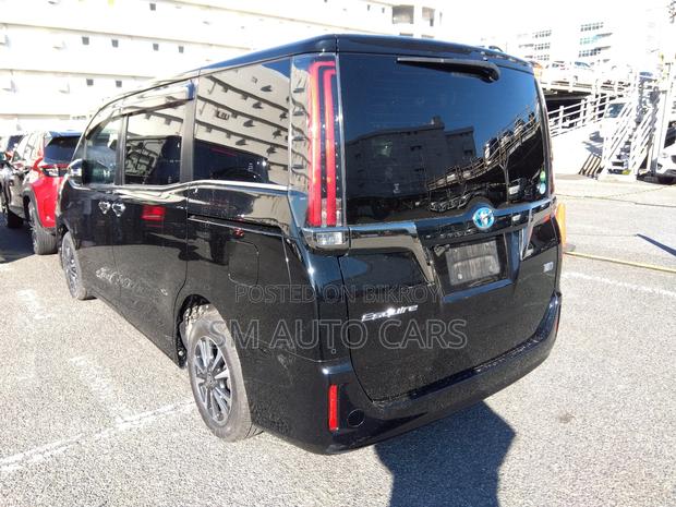 Toyota Esquire 2021 Black
