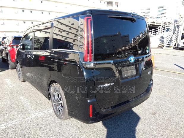 Toyota Esquire 2021 Black