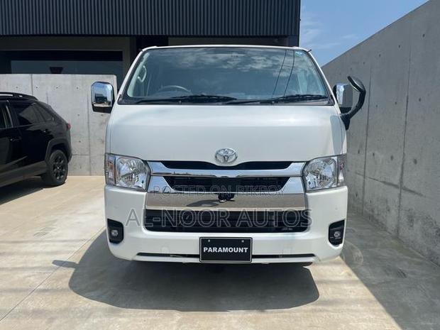 Toyota HiAce 2023 White