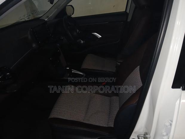 Toyota Yaris Cross 2021 Pearl