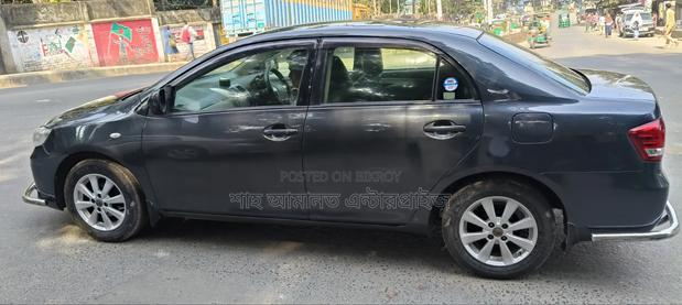 Toyota Axio 2011 Gray