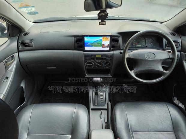 Toyota Corolla 2004 White