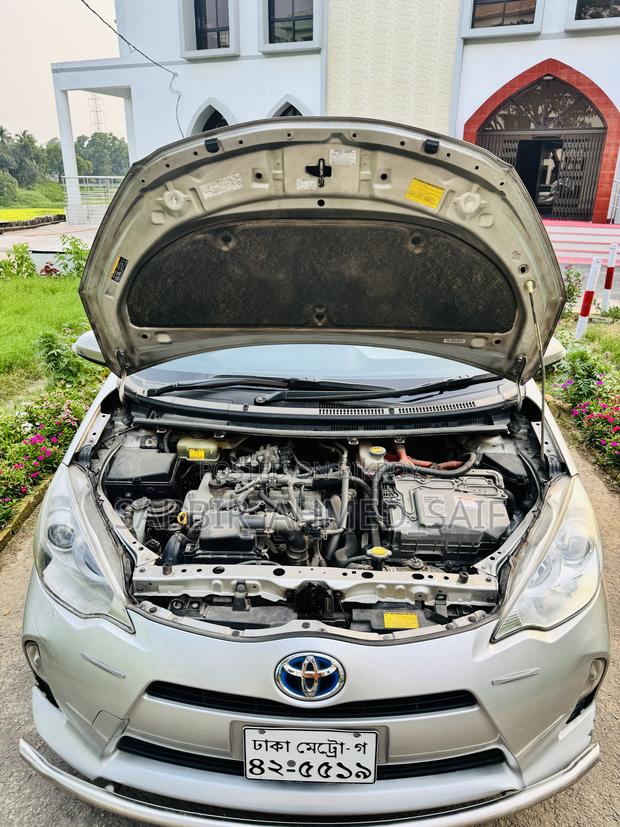 Toyota Aqua 2013 Silver