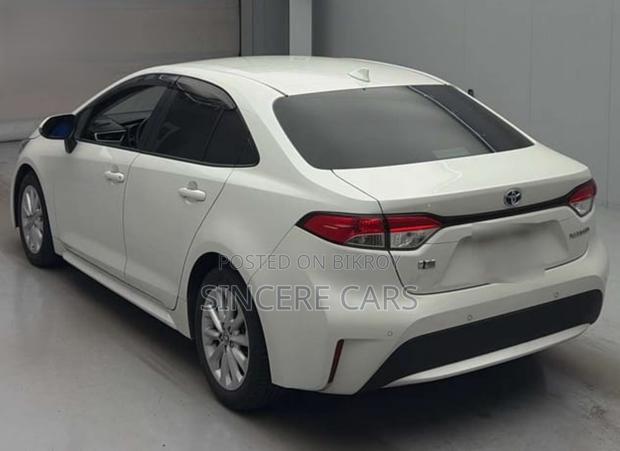 Toyota Corolla 2021 Pearl