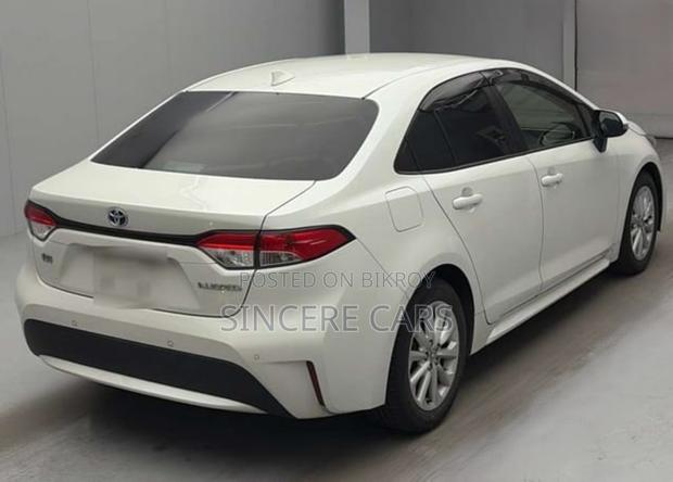 Toyota Corolla 2021 Pearl