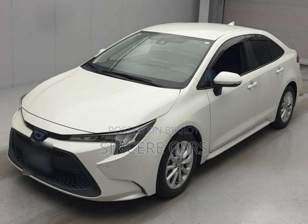 Toyota Corolla 2021 Pearl