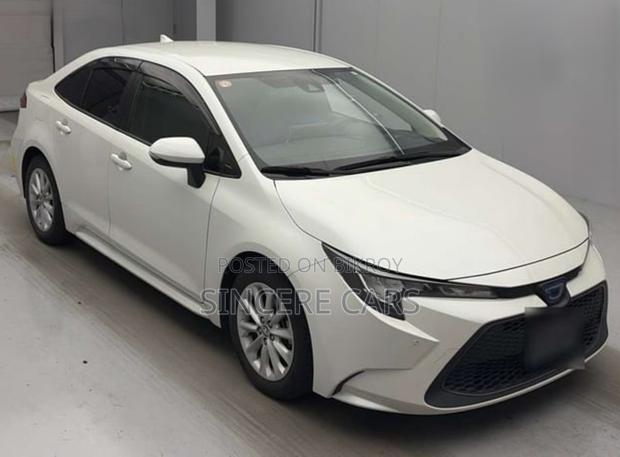 Toyota Corolla 2021 Pearl