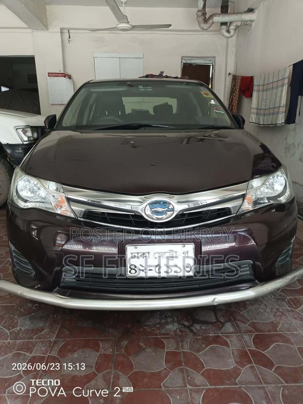 Toyota Axio 1.5 Hybrid 2WD 2013 Beige