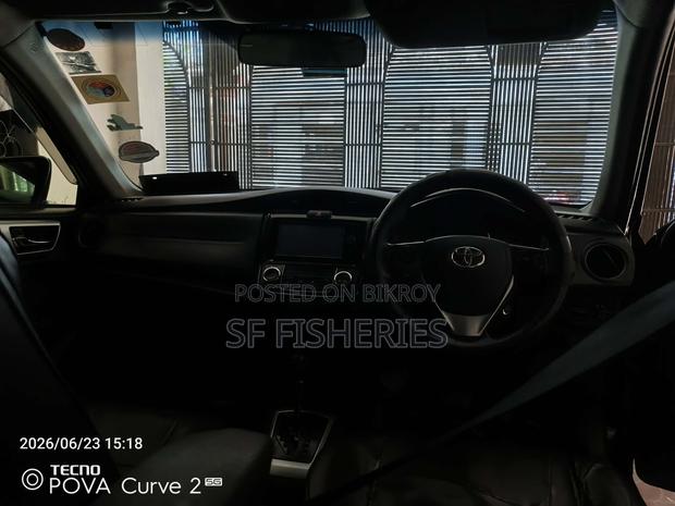 Toyota Axio 1.5 Hybrid 2WD 2013 Beige