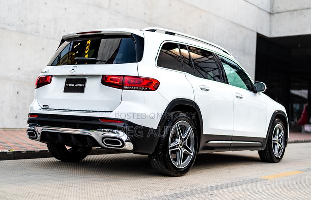 Mercedes-Benz GLB-Class GLB 200 2021 White