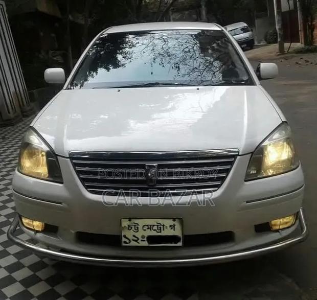 Toyota Premio 2004 Off White