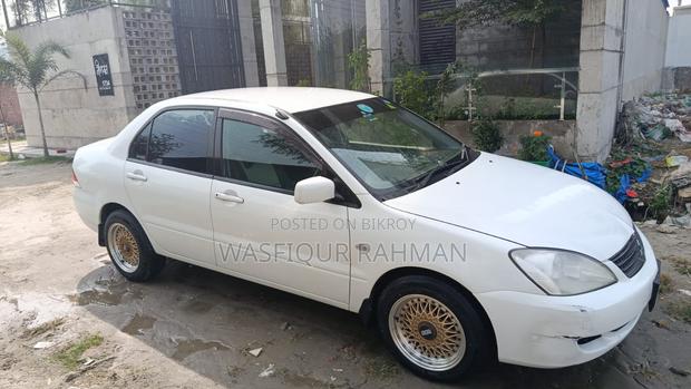 Mitsubishi Lancer 2006 White