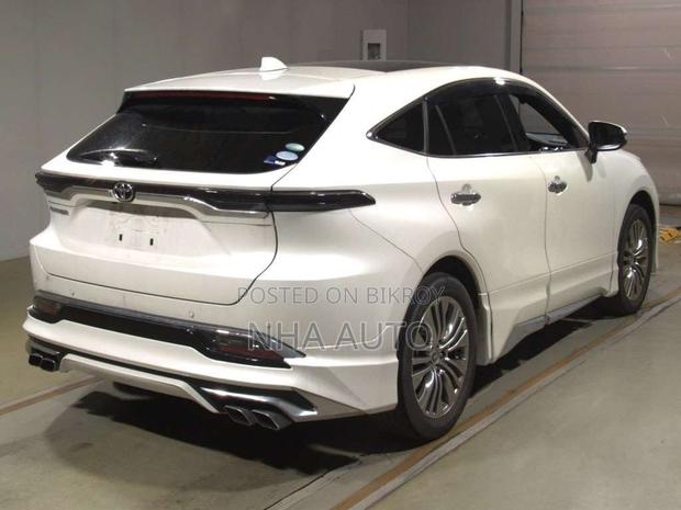 Toyota Harrier 2.0 2021 Pearl