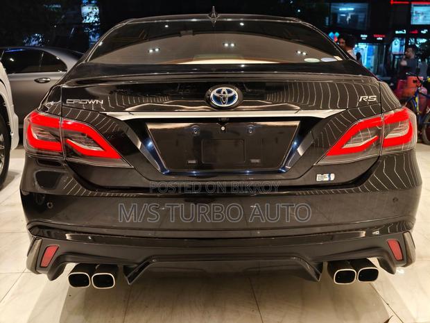 Toyota Crown 2020 Black