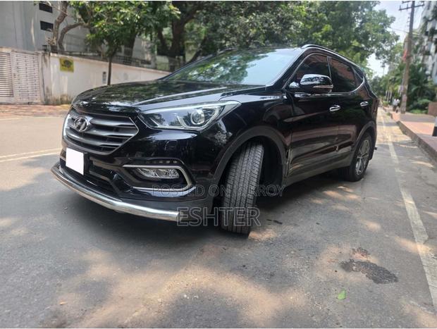 Hyundai Santa Fe SE Ultimate AWD 2017 Black