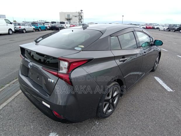Toyota Prius 2021 Gray
