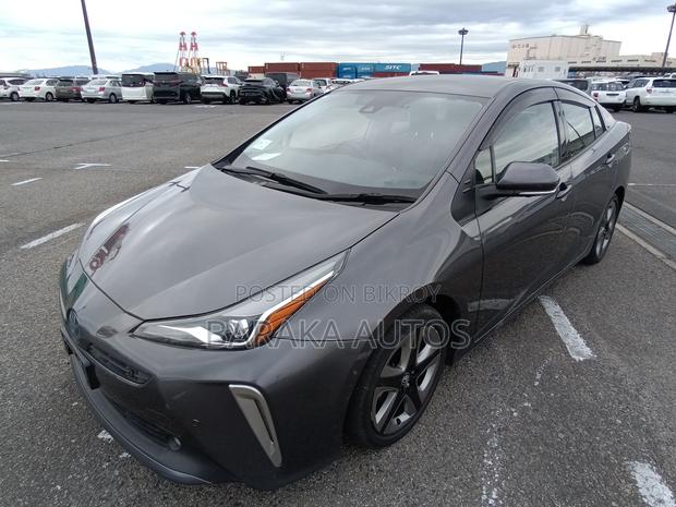 Toyota Prius 2021 Gray