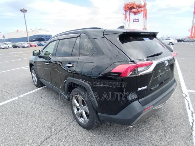 Toyota RAV4 2021 Black