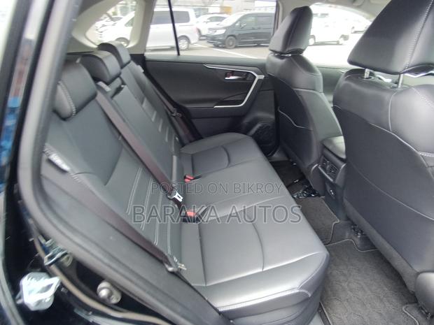 Toyota RAV4 2021 Black