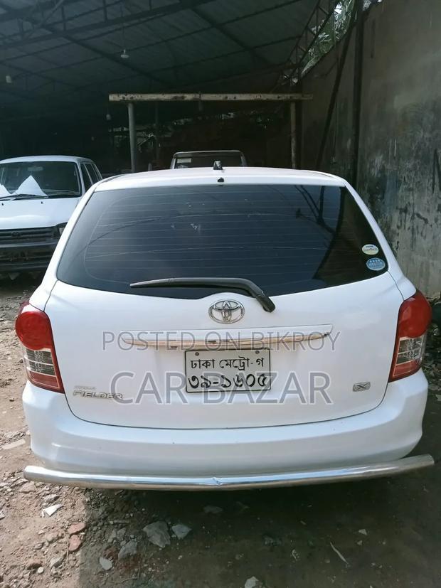 Toyota Corolla Fielder 2009 White