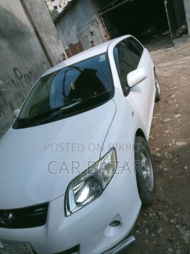 Toyota Corolla Fielder 2009 White