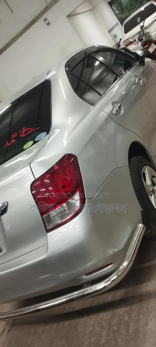 Toyota Axio 2012 Silver