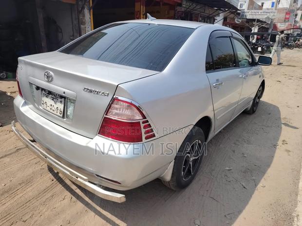 Toyota Corolla 2004 Silver
