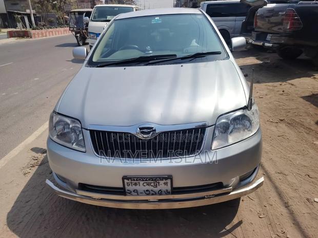 Toyota Corolla 2004 Silver