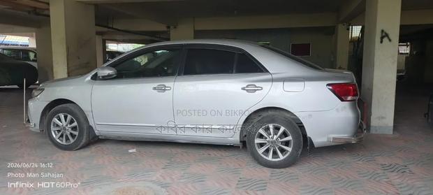 Toyota Premio 2014 Silver