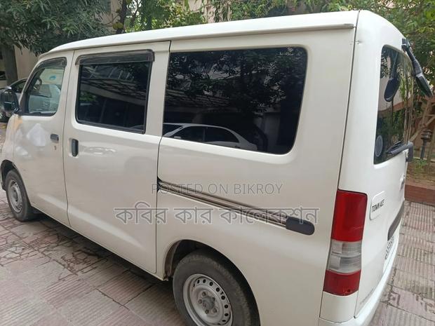Toyota Probox 2005 White